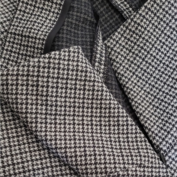 Maje Black White Houndstooth Asymmetric Mini Skirt - Picture 6 of 10